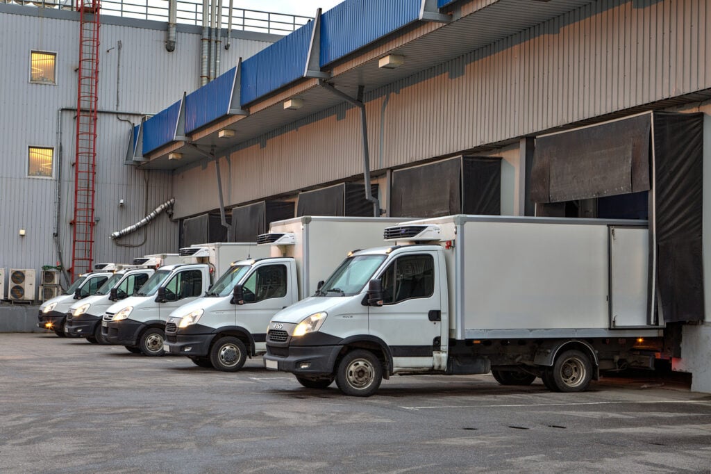 Fleet Management Solutions: From Acquisition to End-of-Life Management 5 fleet management solutions