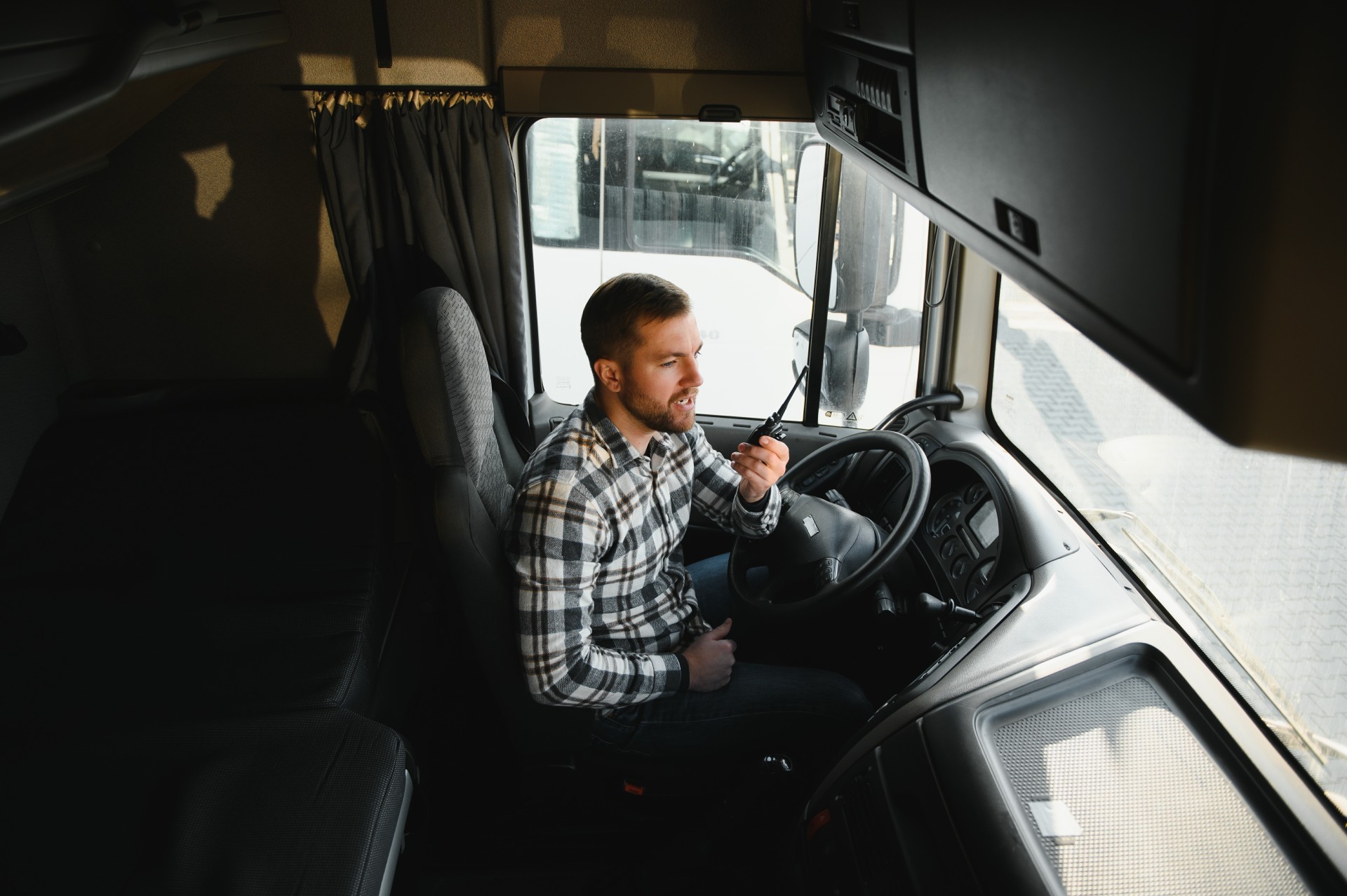 Driver Monitoring System in Fleet Management Software 40 scaled 1